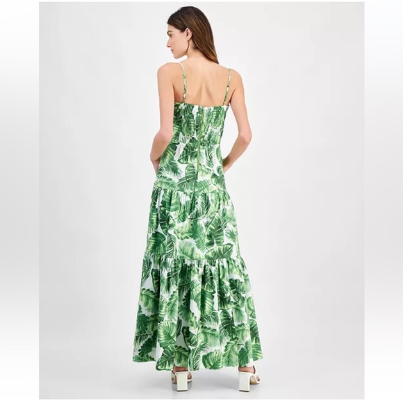 TAYLOR Women's Printed Tiered Maxi Dress - Picture 4 of 10